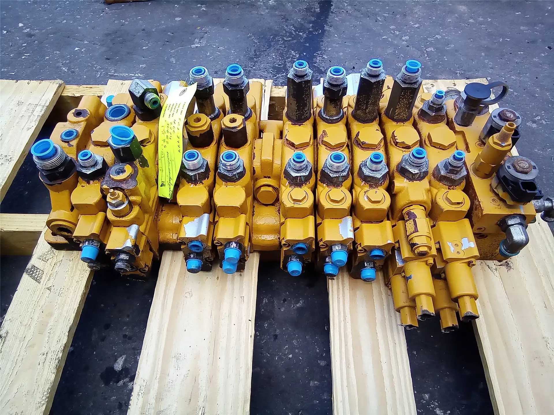 USED MAIN CONTROL image 2