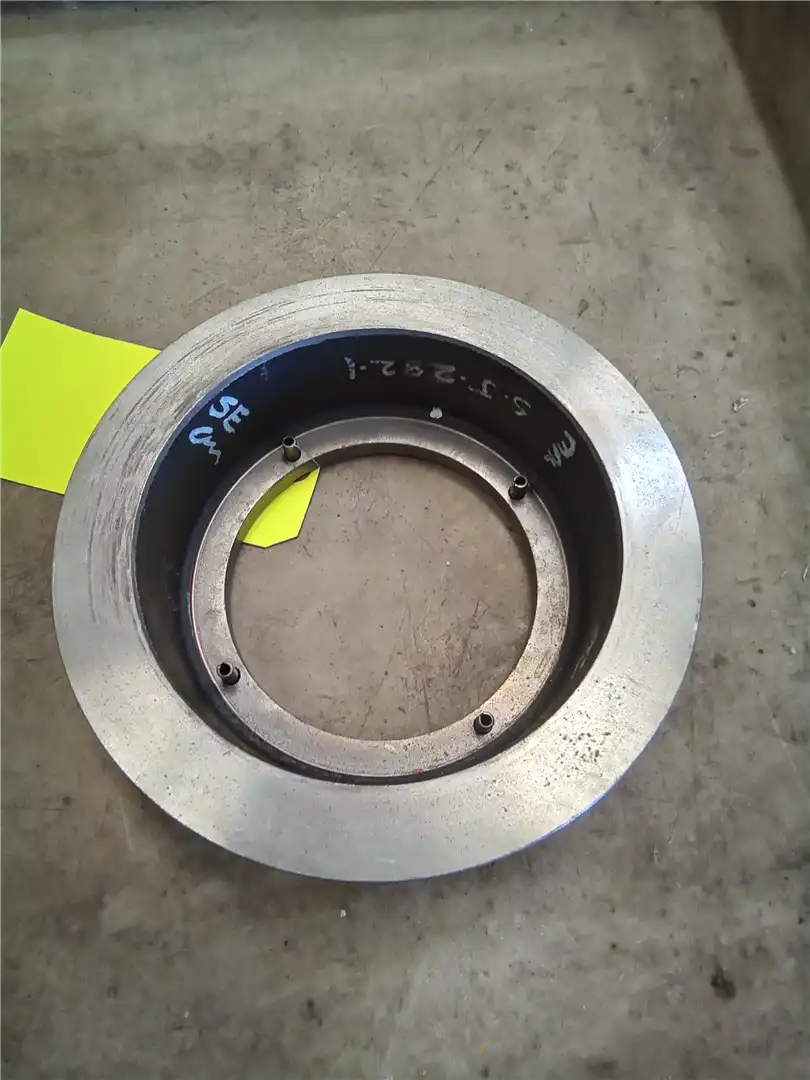 USED PISTON image 2