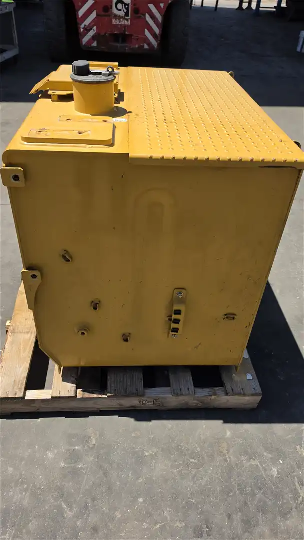 USED FUEL TANK GP image 4