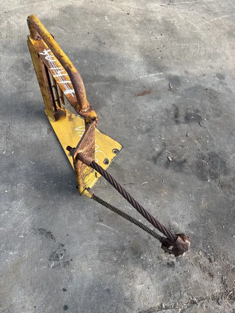 USED MUDGUARD SUPP image 2
