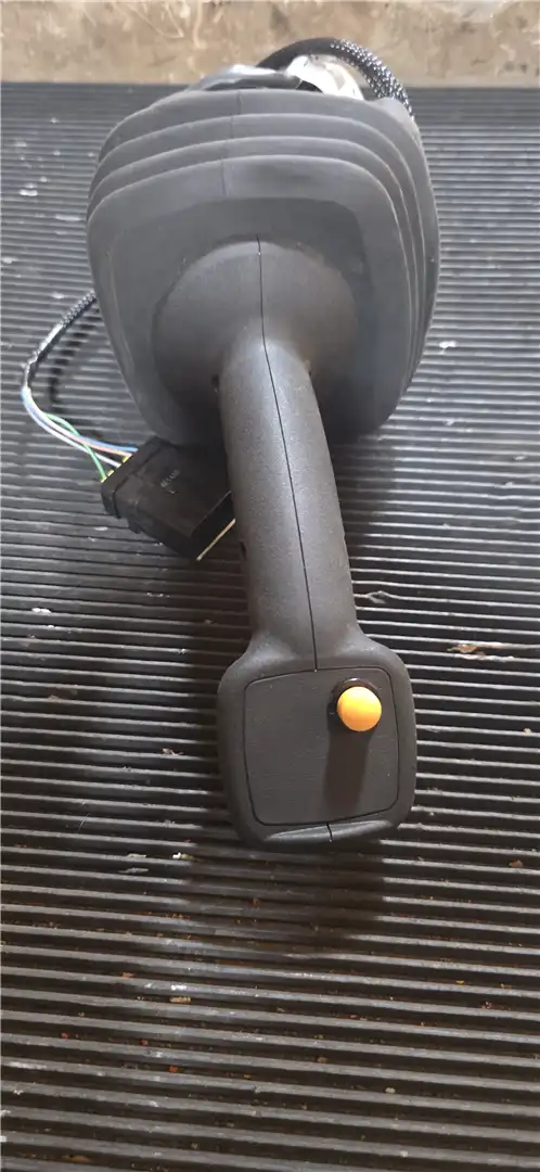 USED JOYSTICK image 3