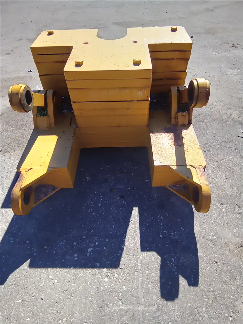 USED COUNTER WEIGH image 2