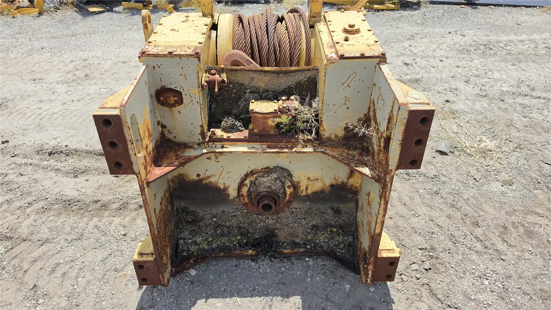 USED WINCH AR image 2