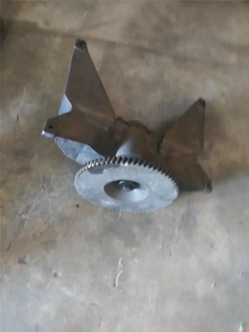 OIL PUMP image 2