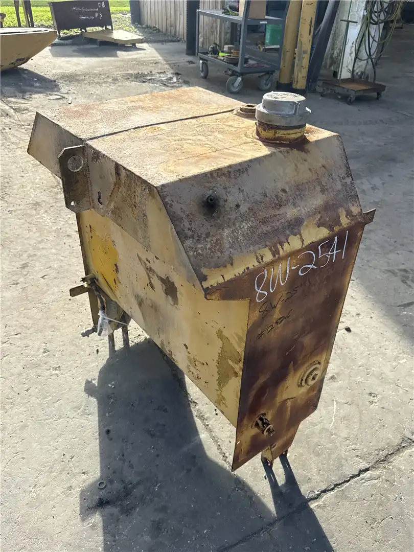 USED TANK AS image 2