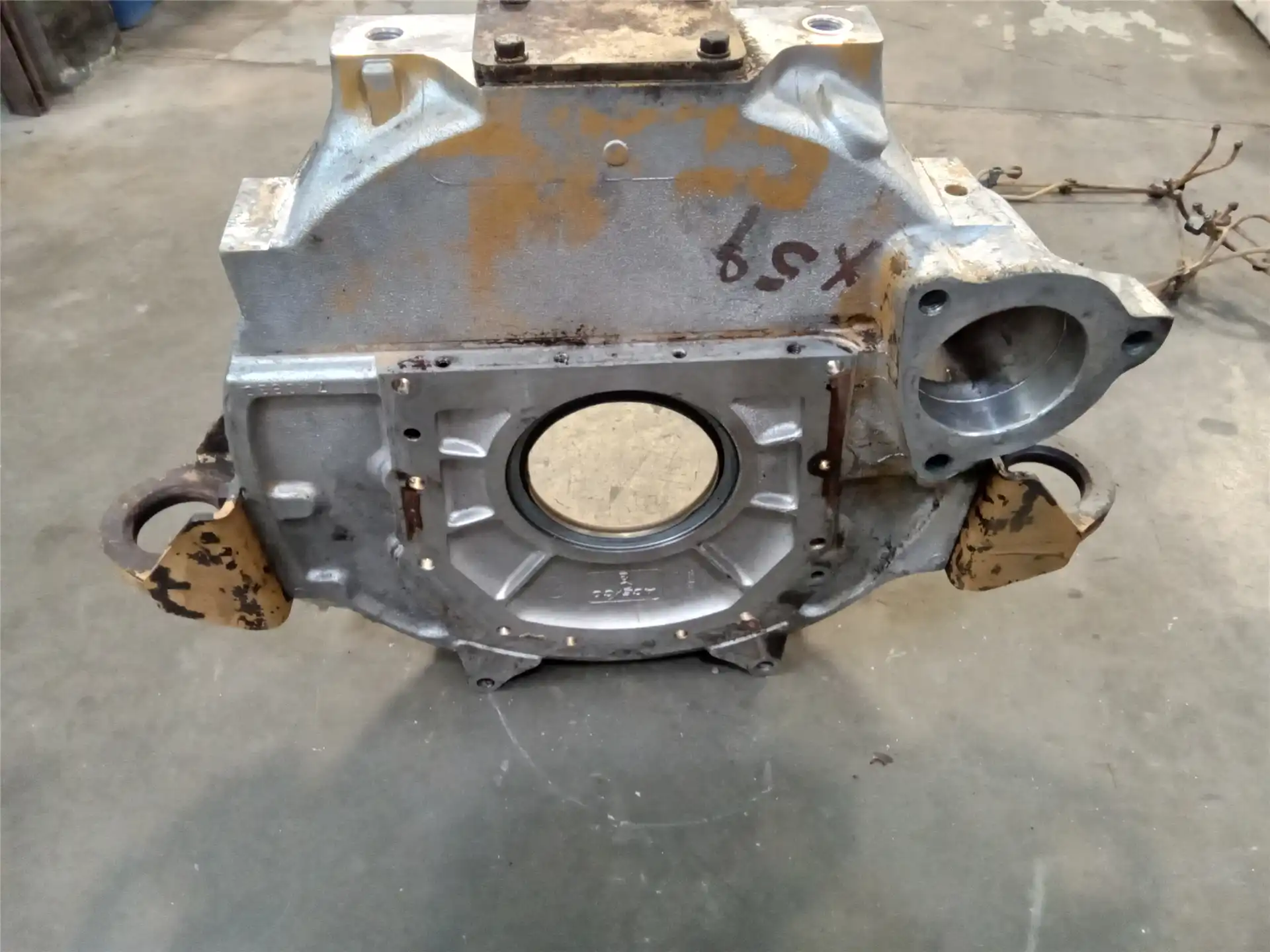 USED FLYWHEEL HOUS image 2
