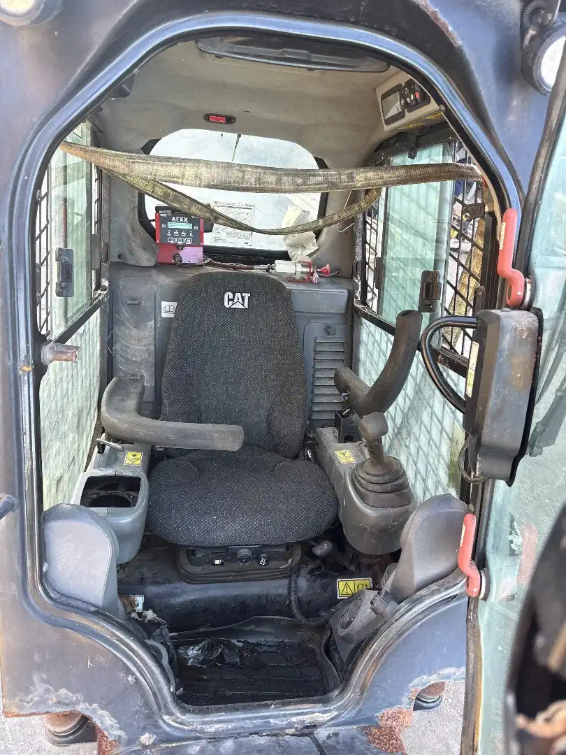 USED CAB GP image 5