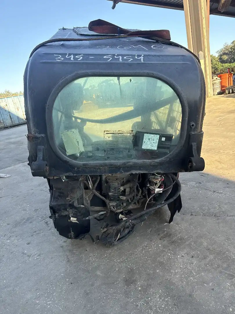 USED CAB GP image 3