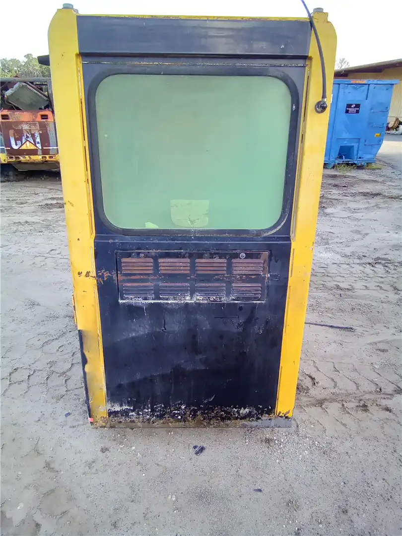 USED CAB image 4