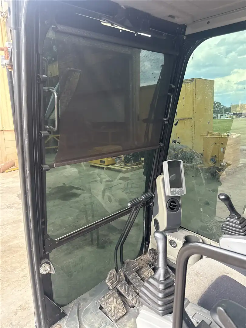 USED CAB GP image 5