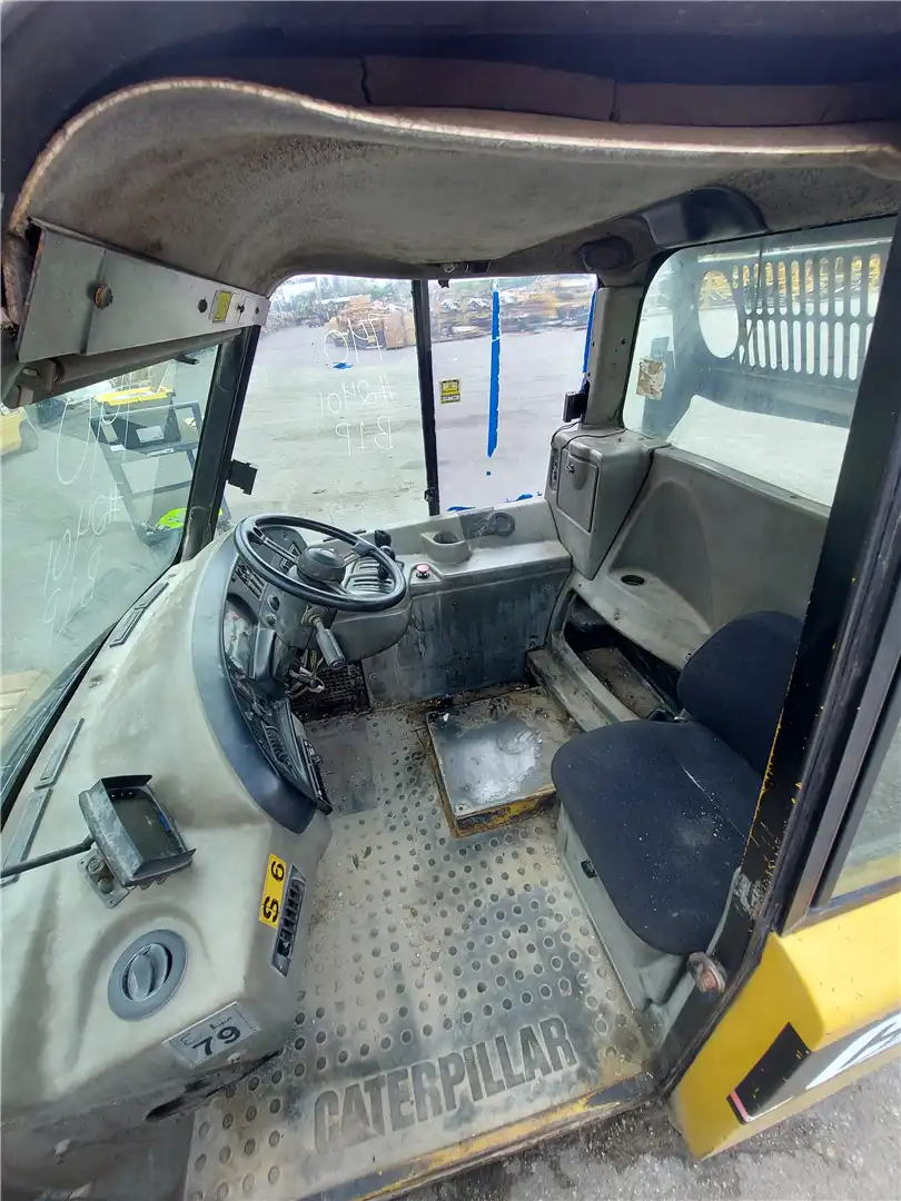 USED CAB image 9