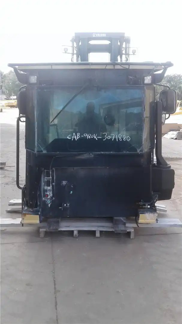 USED 980K CAB image 3