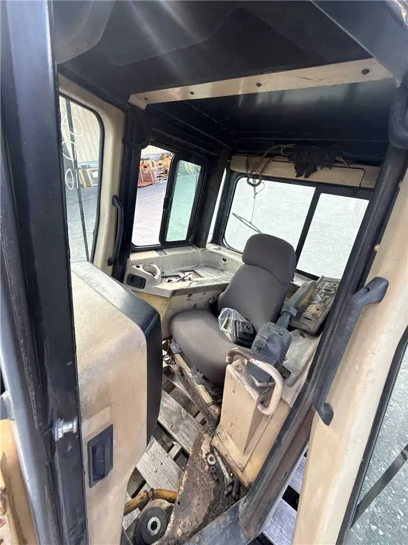USED CAB GP image 5