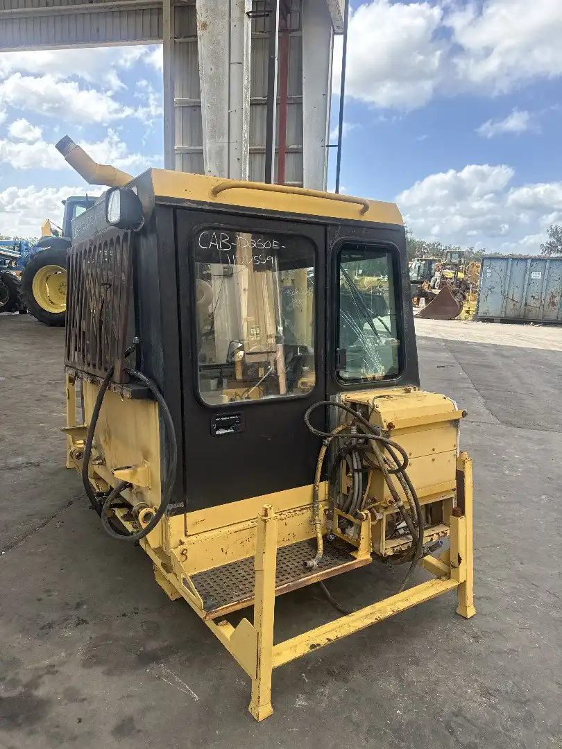 USED CAB AR image 3