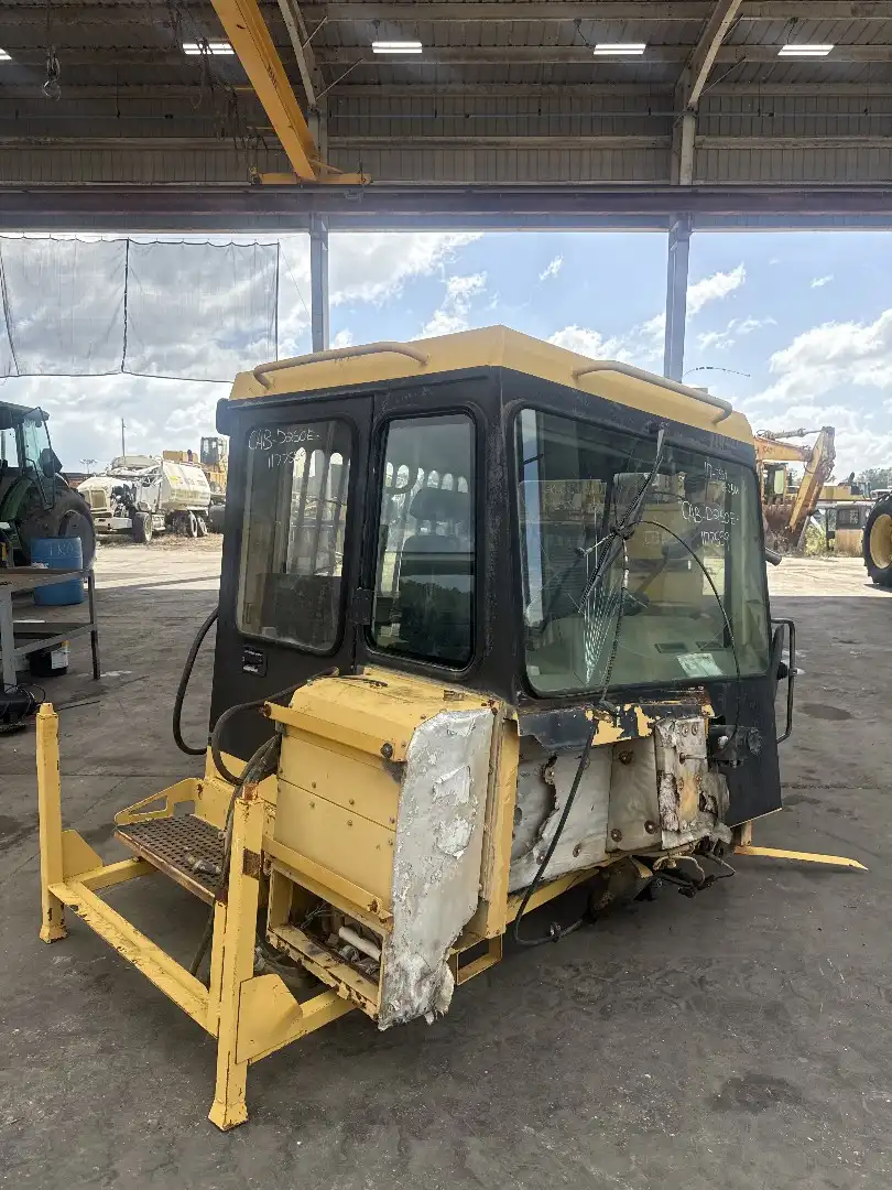 USED CAB AR image 4
