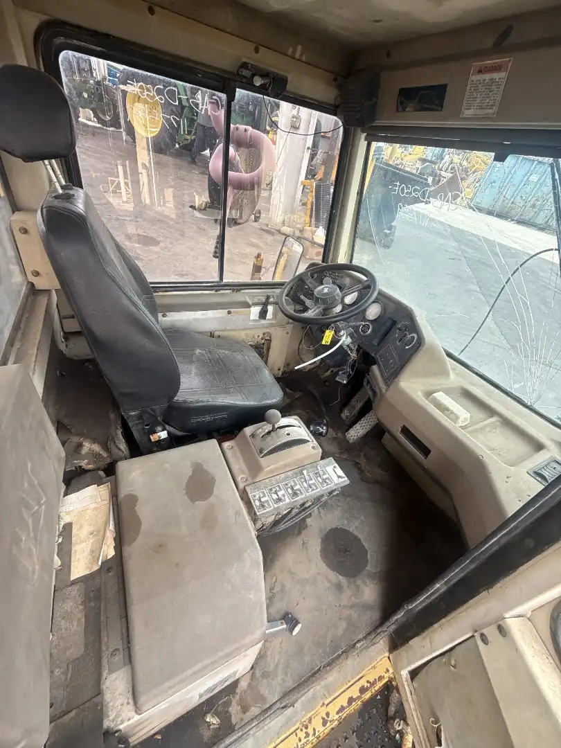 USED CAB AR image 5