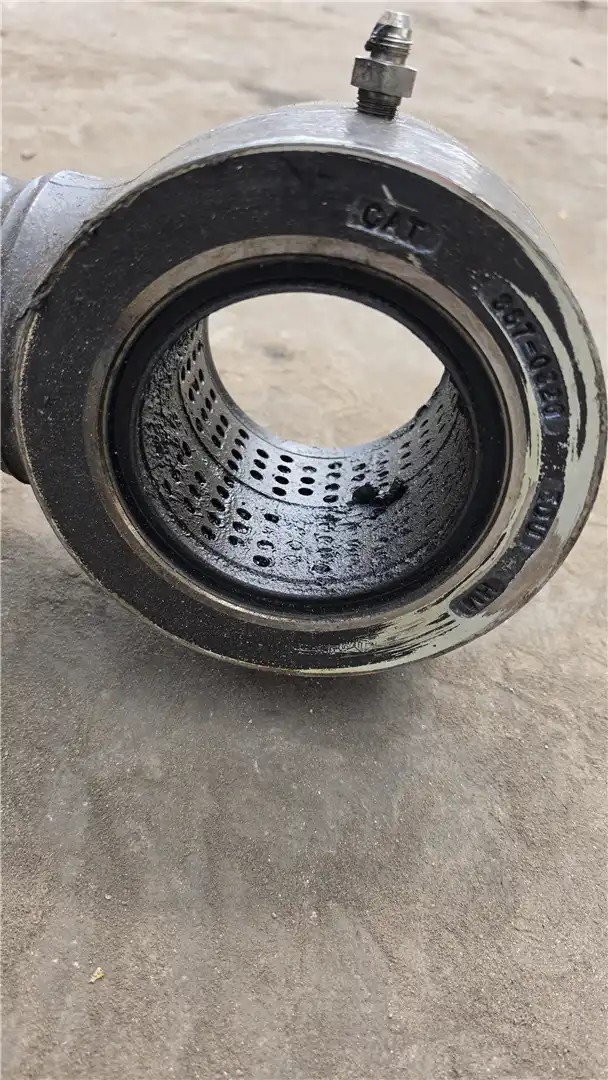 USED RH BOOM CYL image 3
