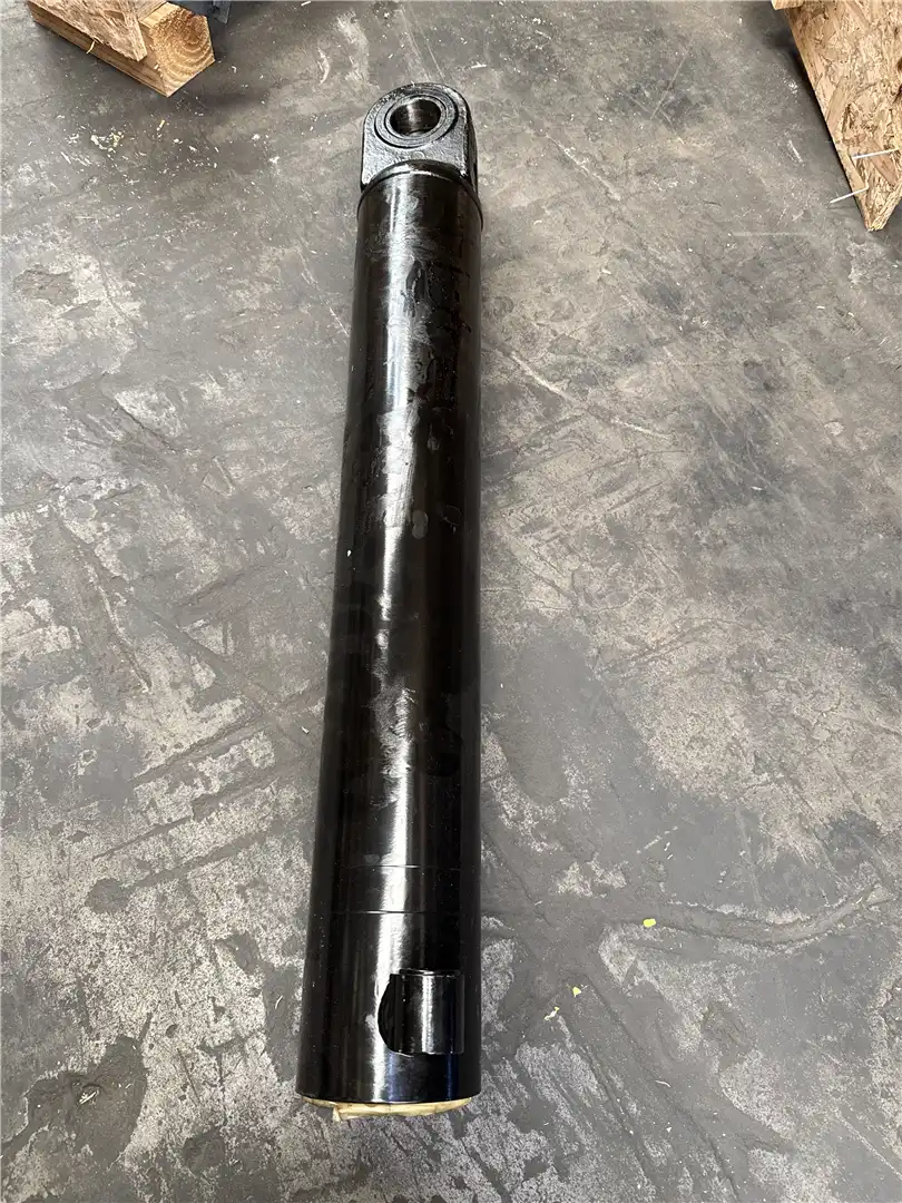 USED CYLINDER image 2
