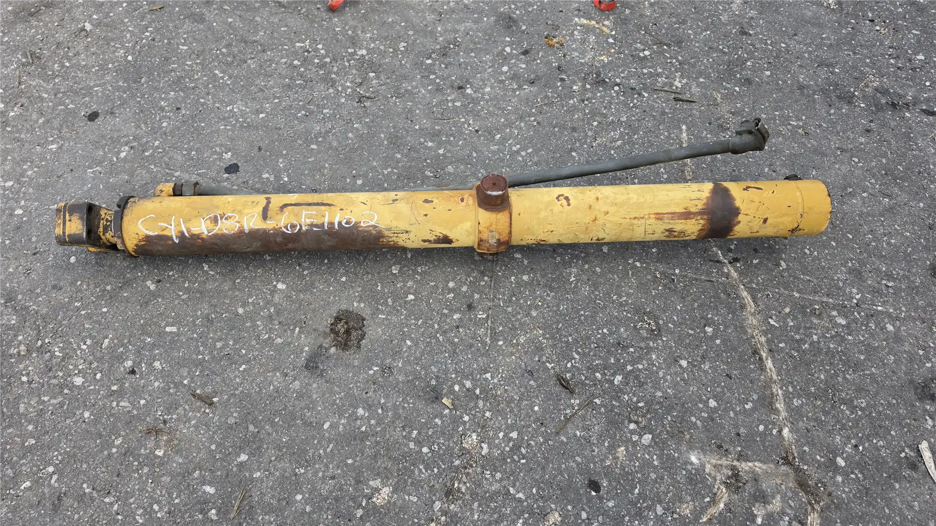 USED LIFT CYLINDER image 5