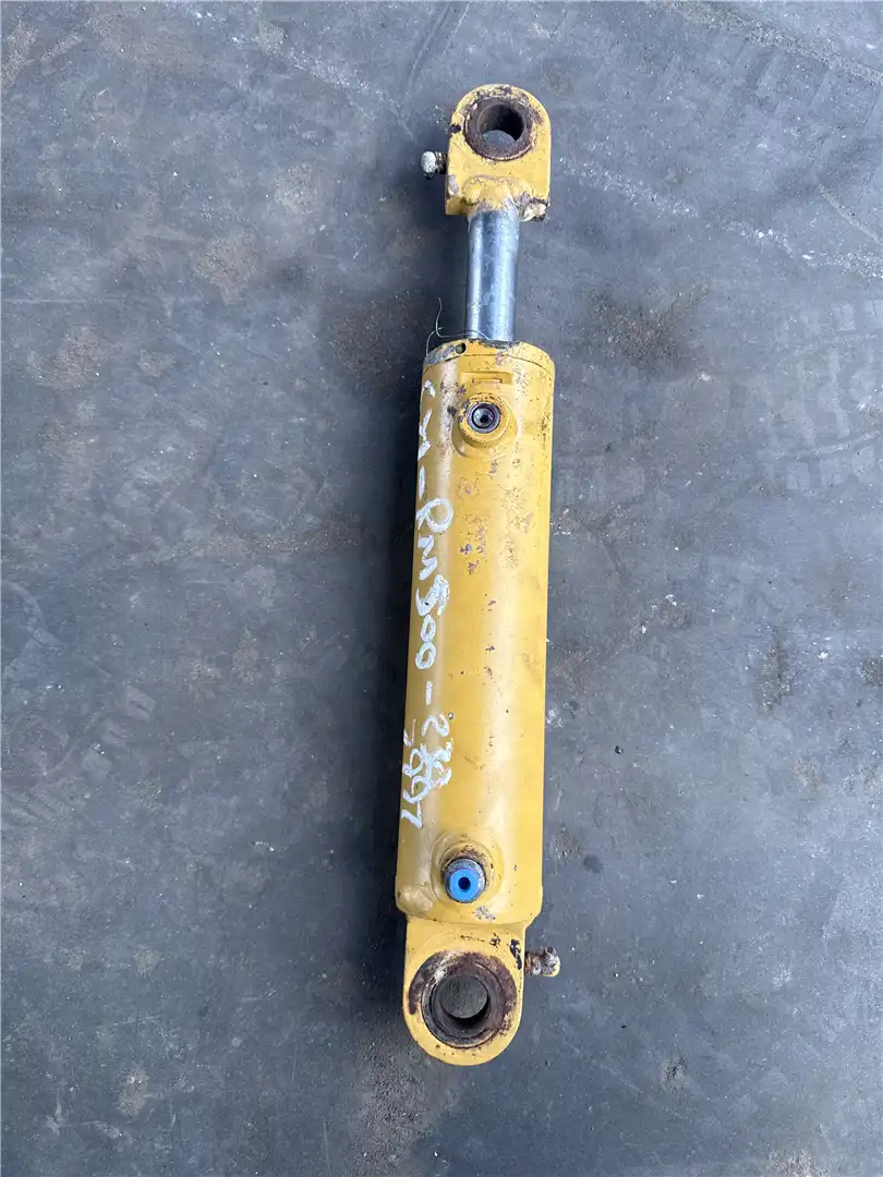 USED CYLINDER image 3