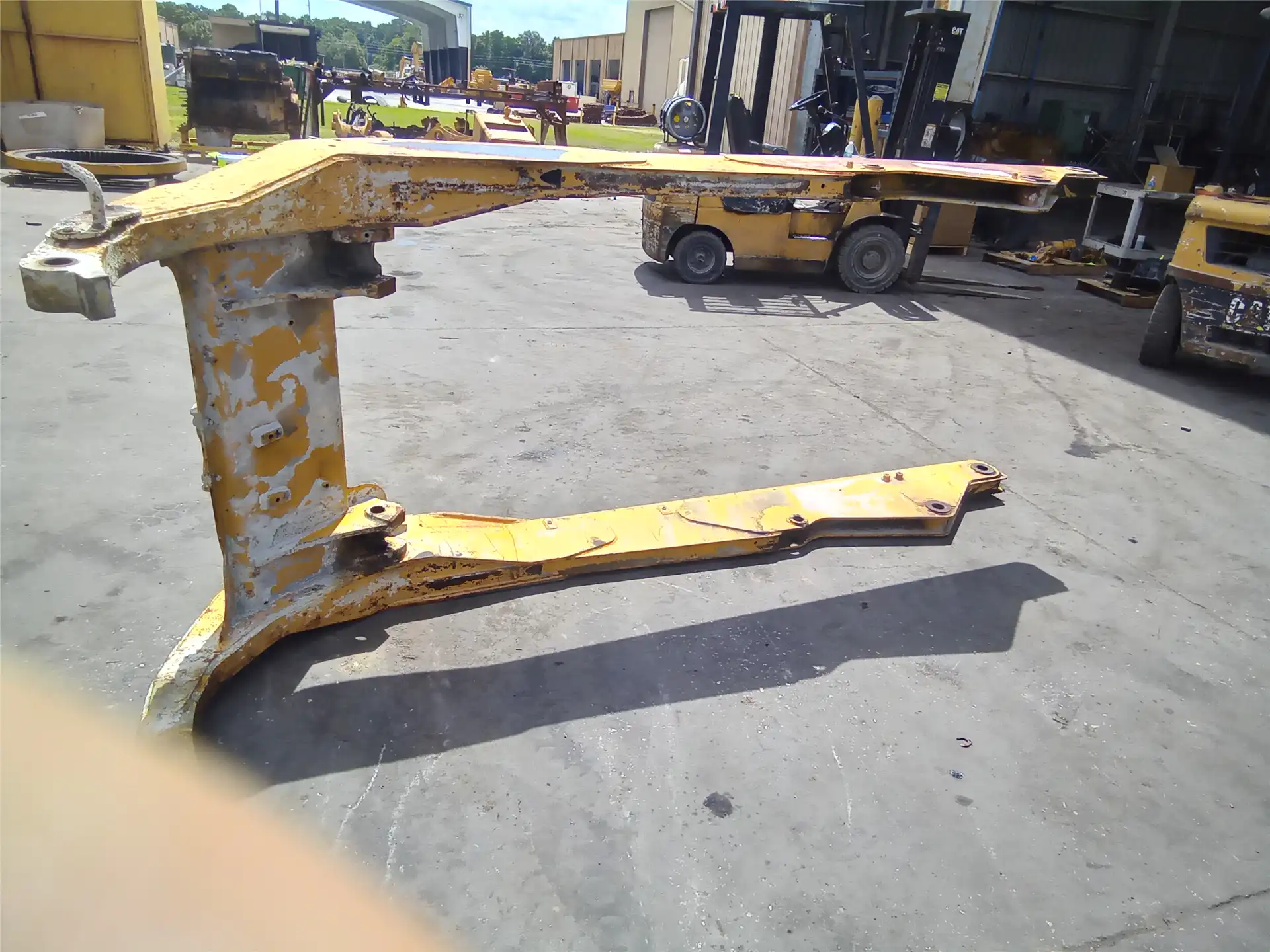 USED LIFT ARM image 2