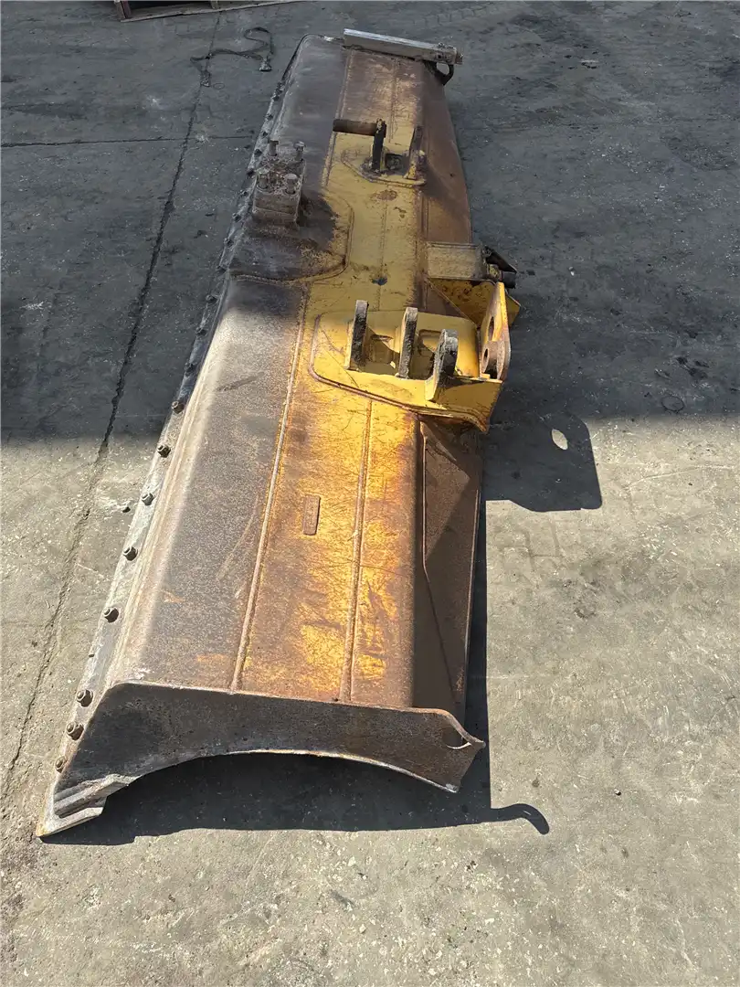 USED BLADE GP image 2