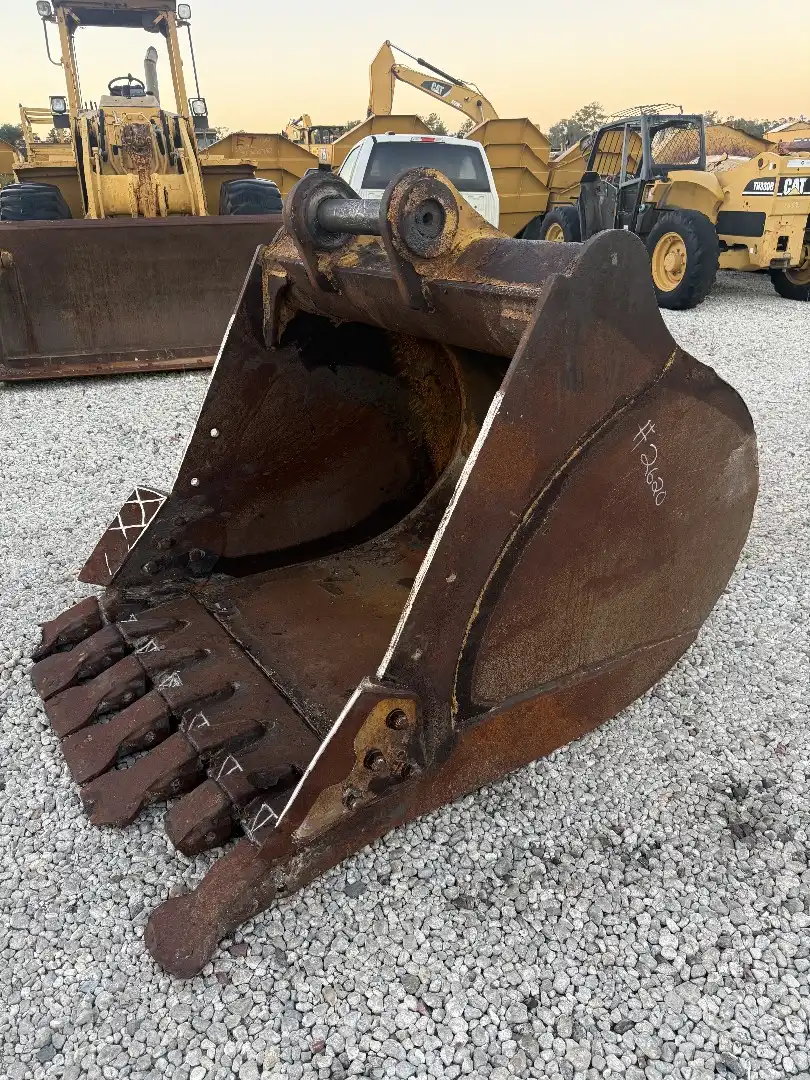 USED 60IN BUCKET image 2