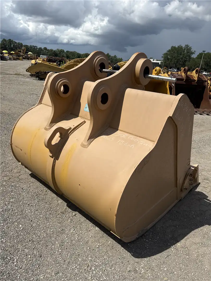 USED 72IN BUCKET image 3