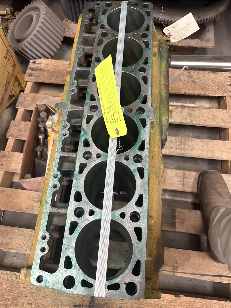 USED SHORT BLOCK image 2