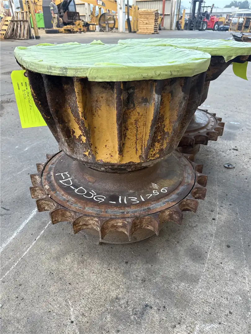 USED FINAL DRIVE image 2