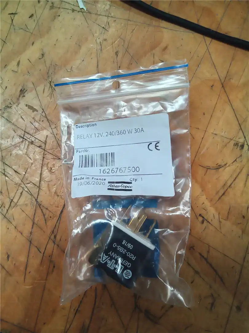 NEW 12 VOLT RELAY image 3