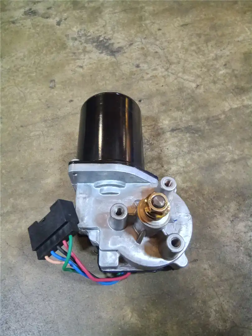 NEW WIPER MOTOR image 2