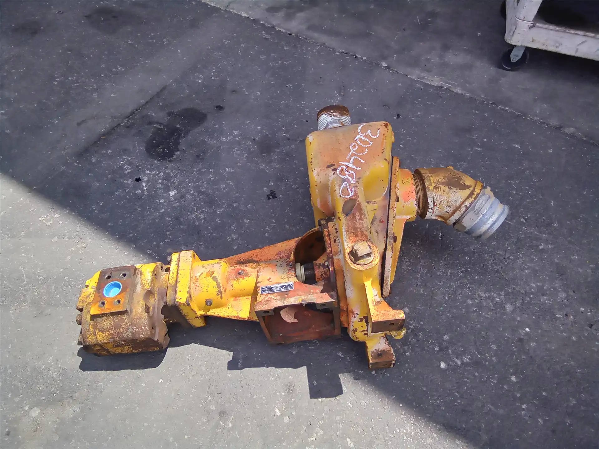 USED WATER PUMP image 3