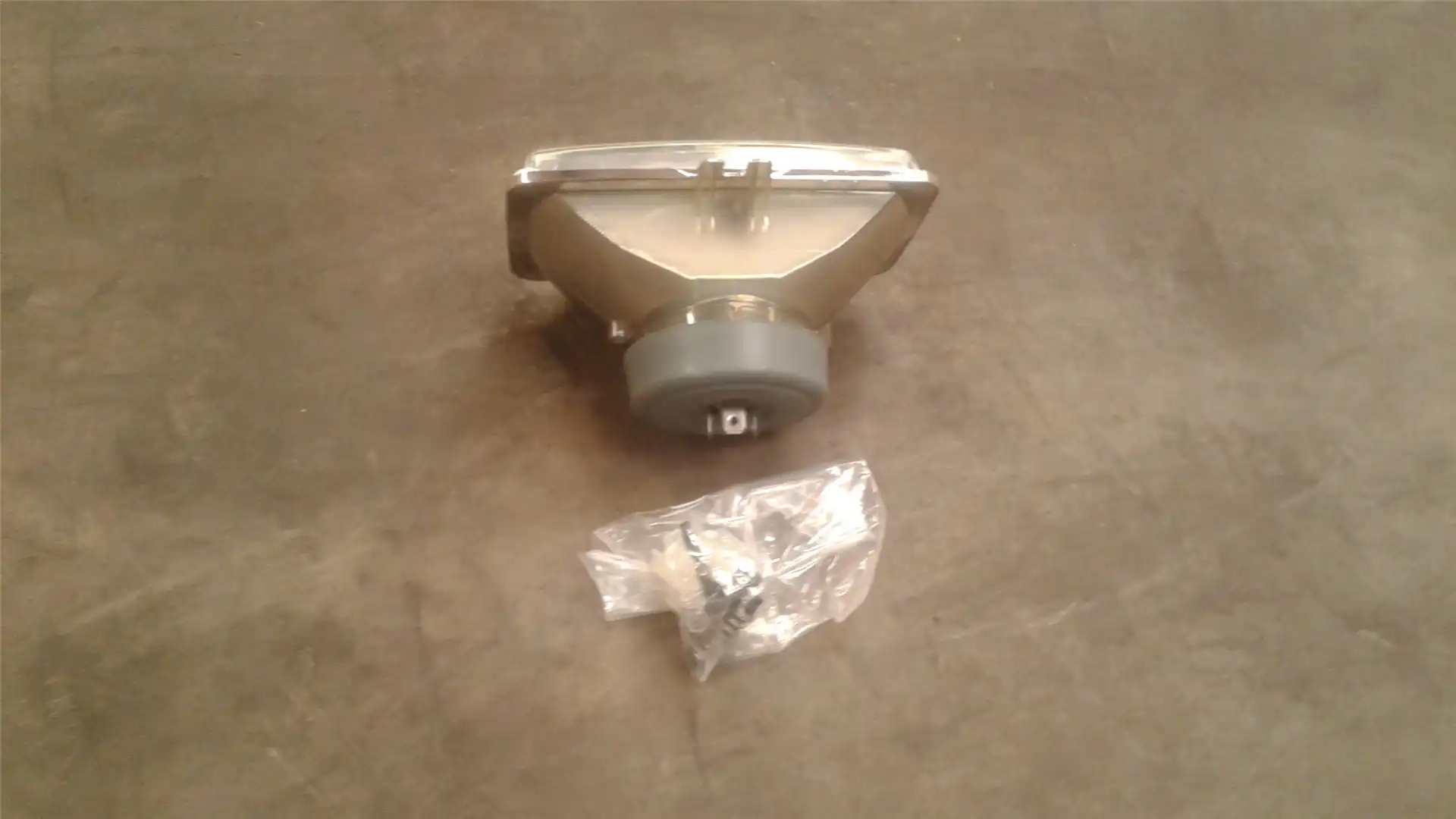 NEW HEAD LIGHT image 2