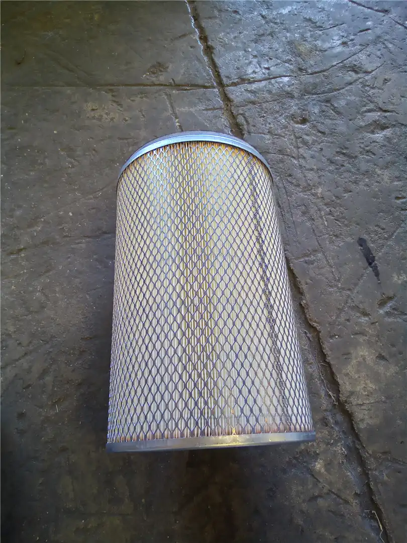 NEW AIR FILTER image 2