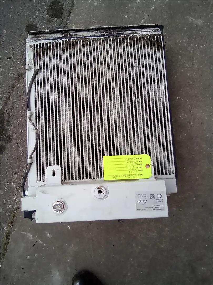 USED RADIATOR image 3
