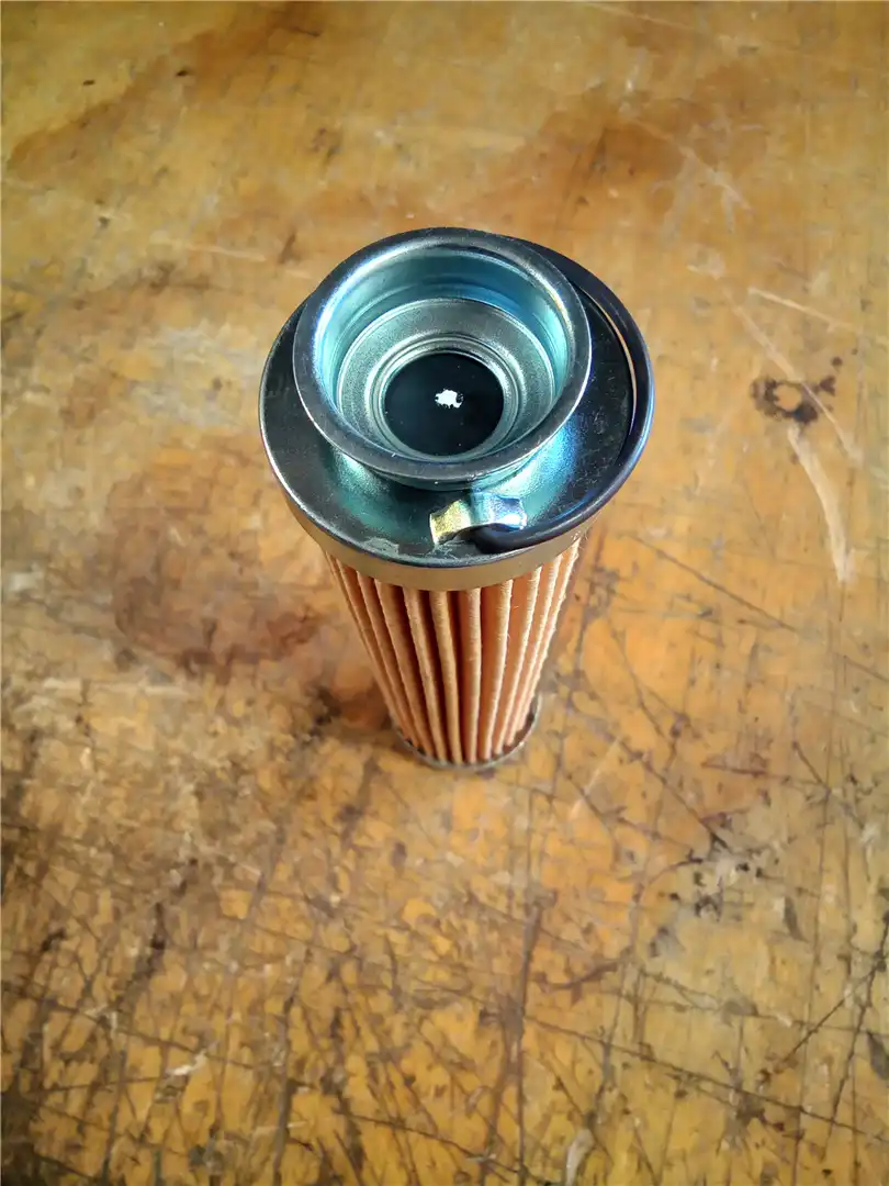NEW OIL FILTER image 2