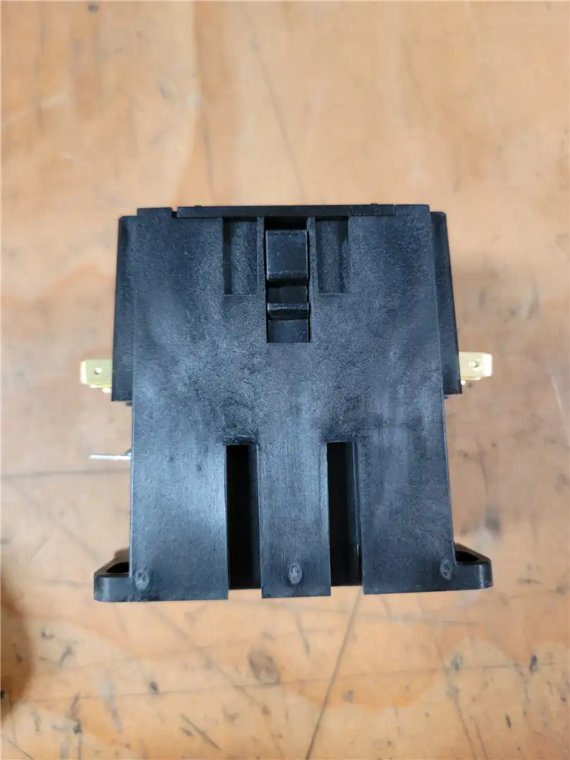 NEW CONTACTOR image 3