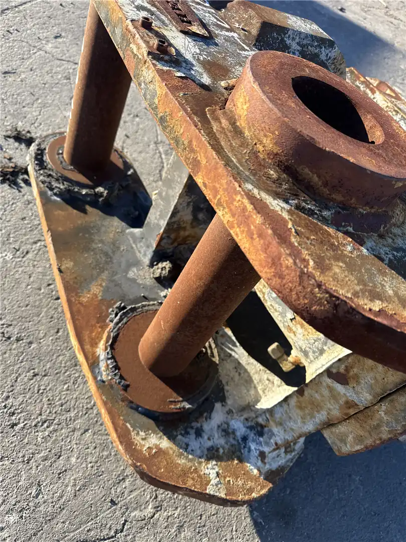 USED COUPLER image 4