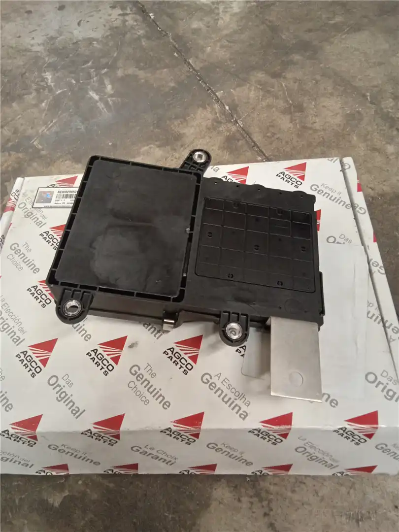 NEW FUSE BOX image 2