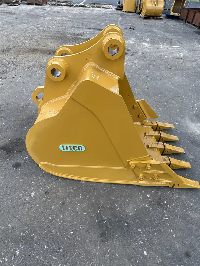 NEW 36INCH BUCKET image 8
