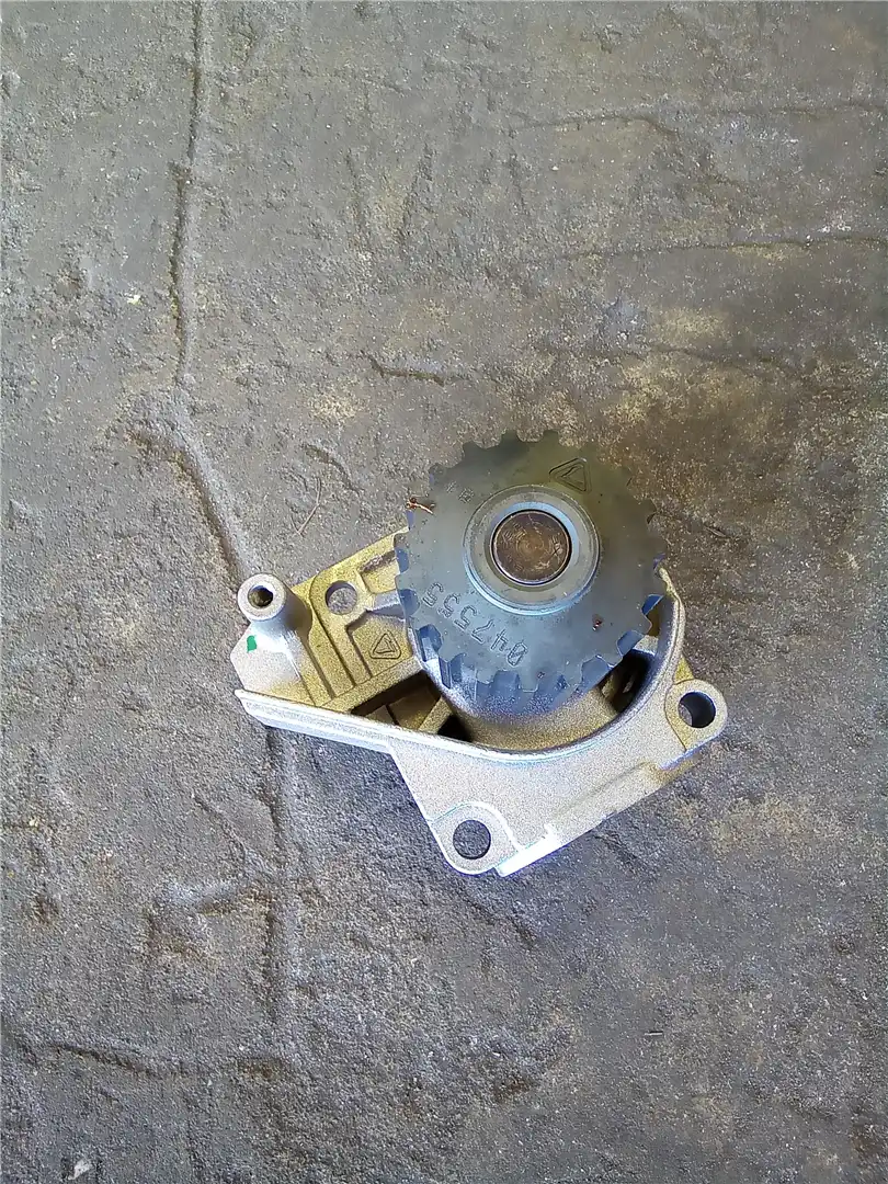 NEW WATER PUMP image 2