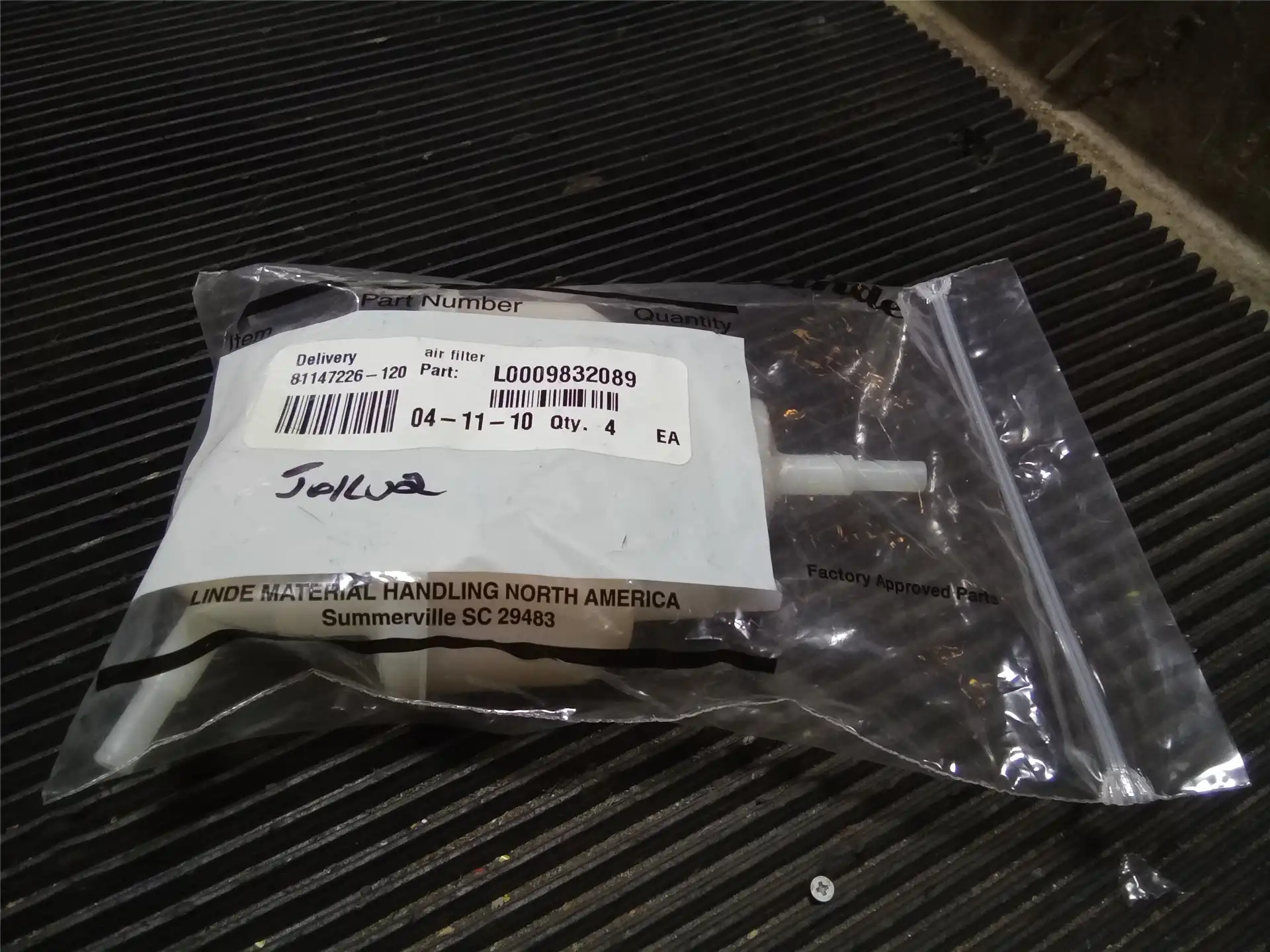NEW AIR FILTER image 2