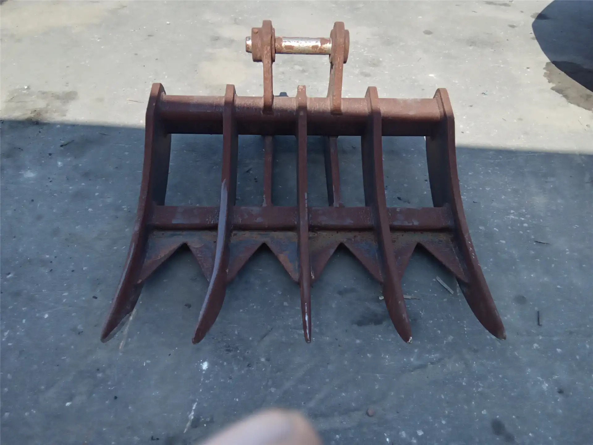 USED 48INCH RAKE image 2