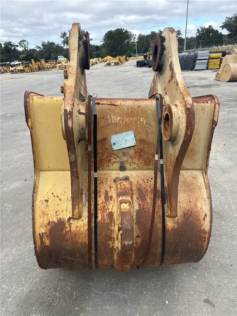 USED BUCKET image 2