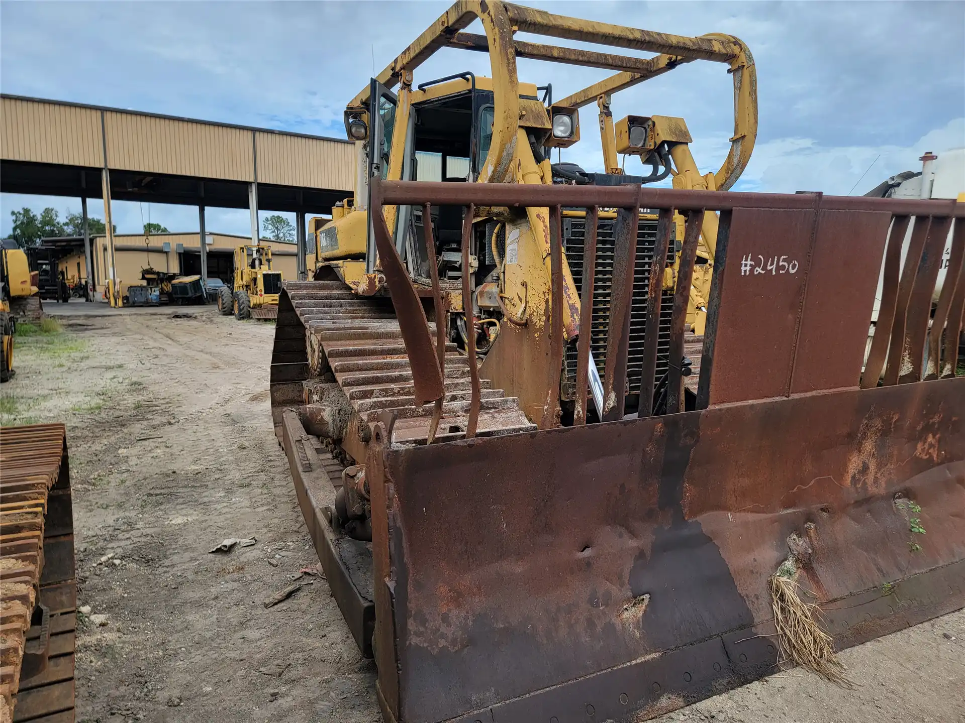 D6R-ADE00571 image 2