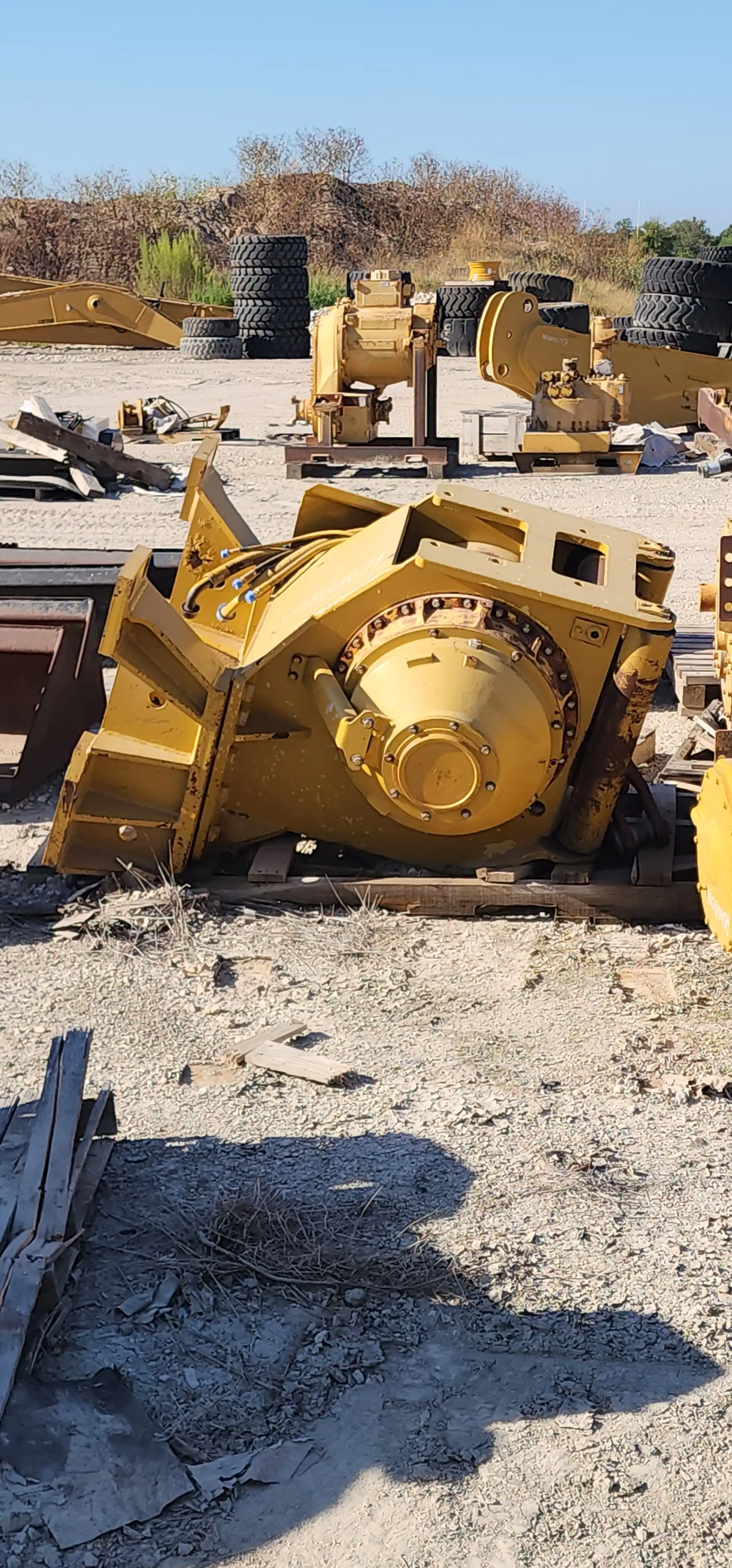 USED PACCAR PA140VS WINCH FOR D8T             MQ image 3