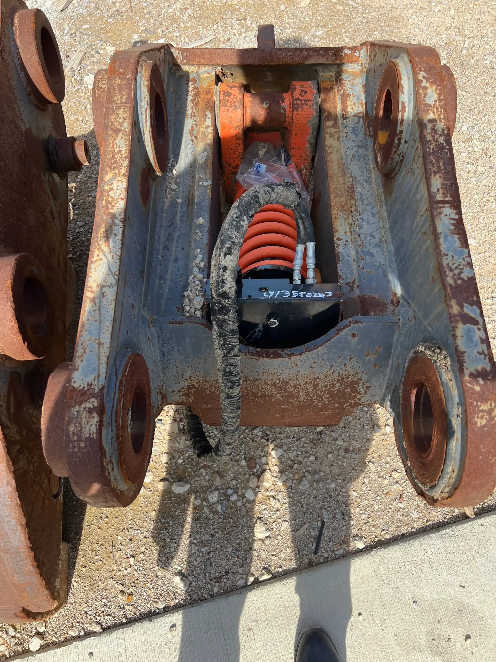 ROCKLAND PIN GRABBER FITS "TB" LINKAGE MACHINES     MQ image 3