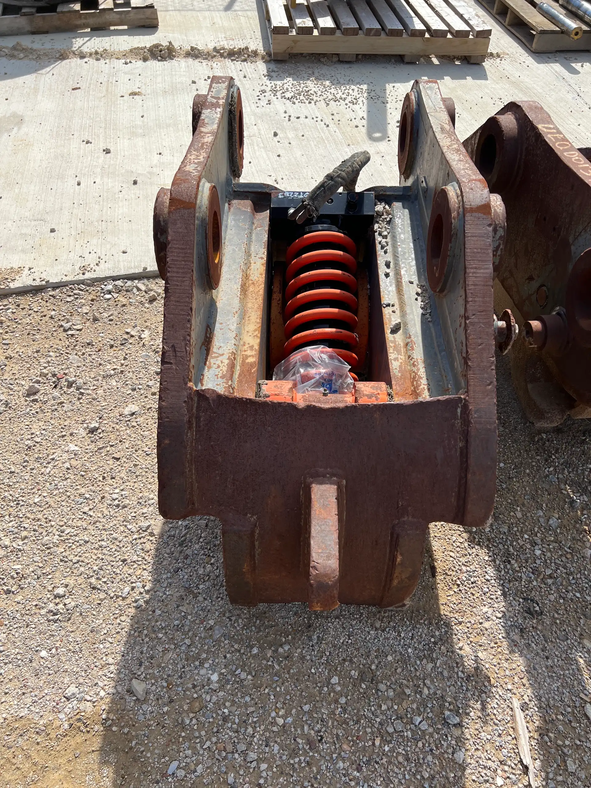 ROCKLAND PIN GRABBER FITS "TB" LINKAGE MACHINES     MQ image 4