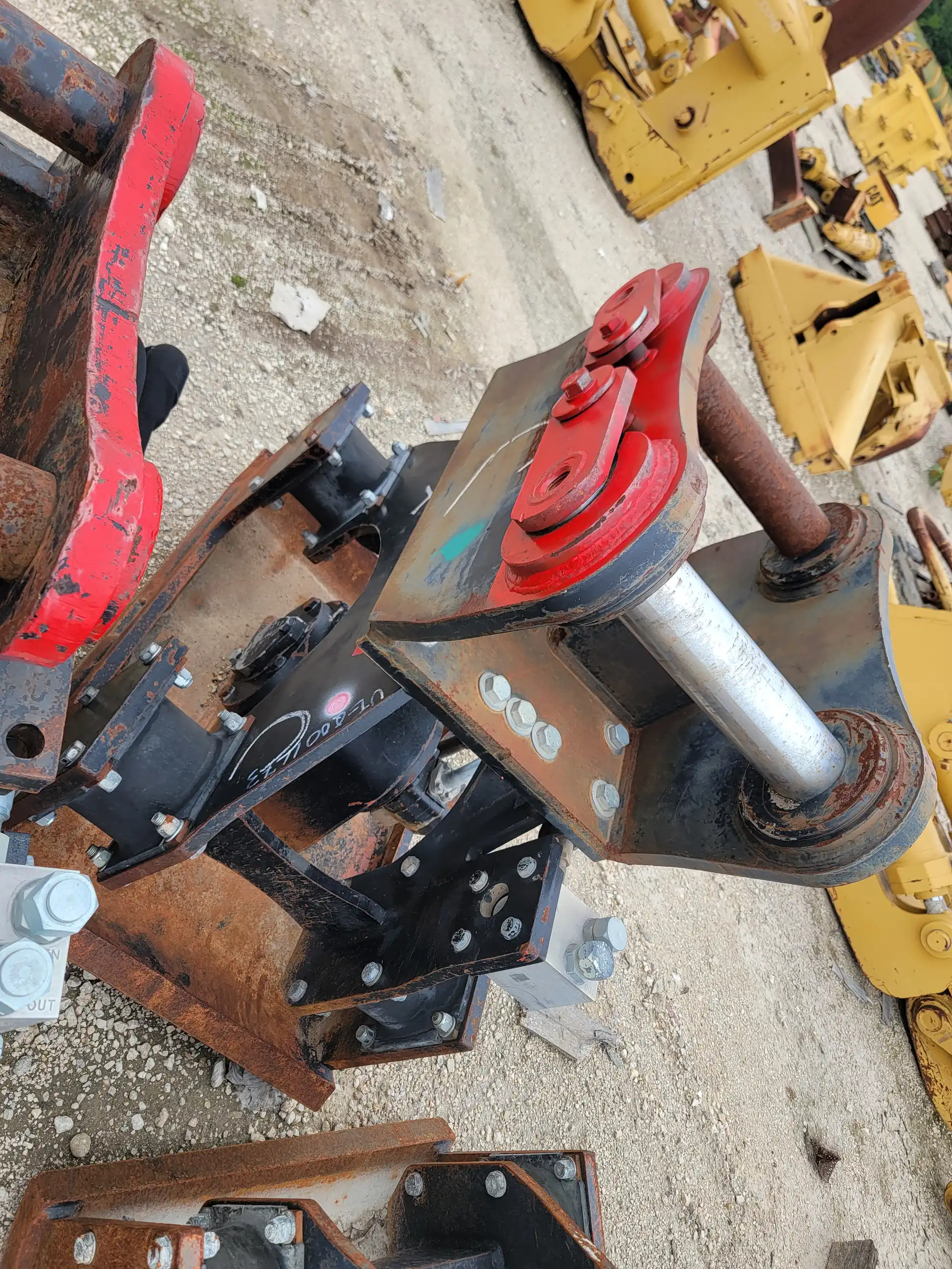 USED STANLEY BRAND VIBRATORY COMPACTOR PLATE          MQ image 3